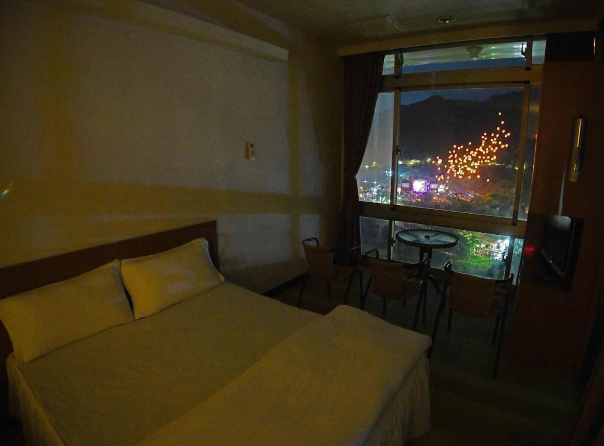 Very Happy Homestay Pingxi Exterior photo